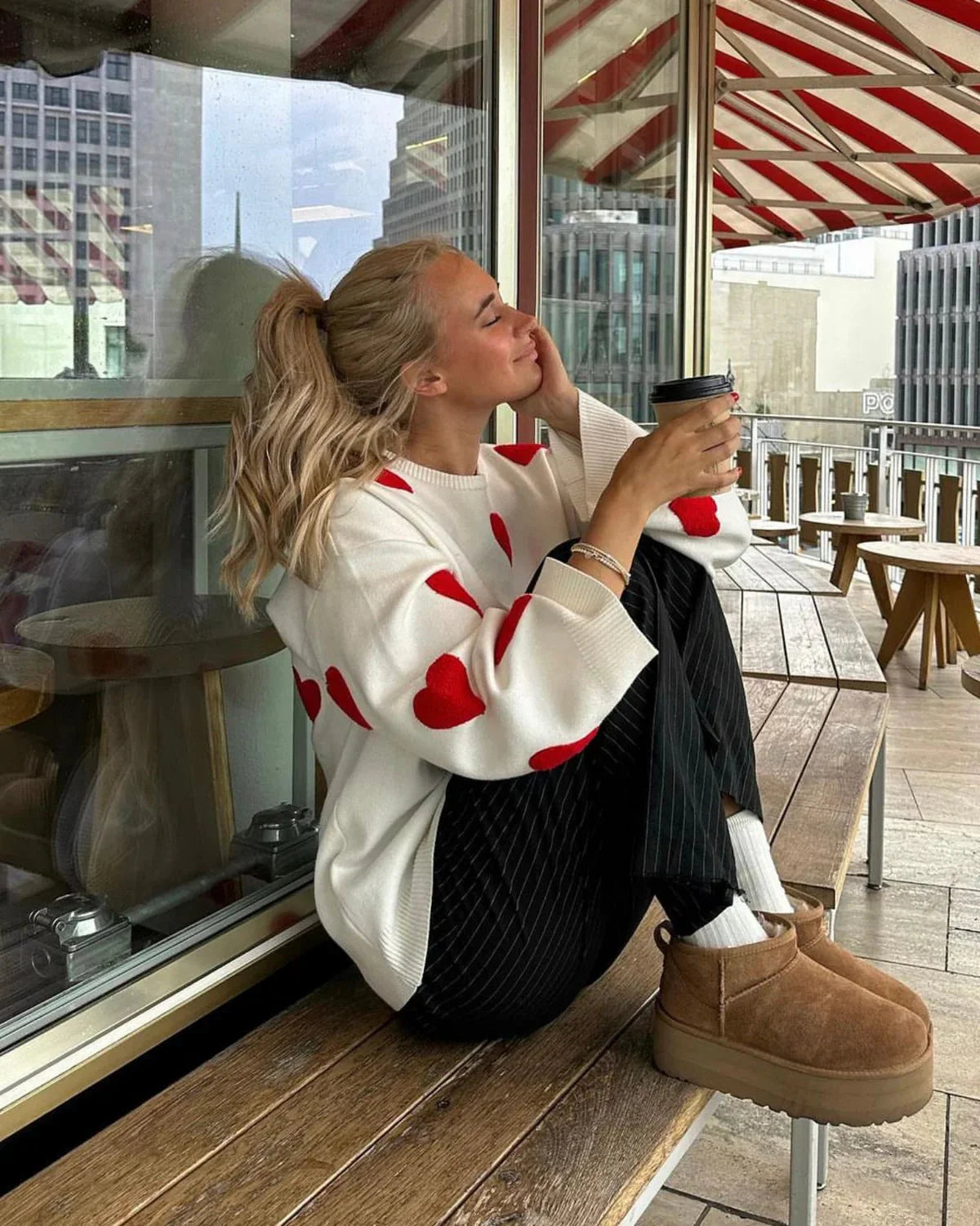 Pull Oversize Cœur Pour Femme | Design Ludique